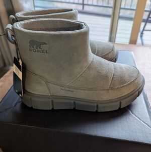 NWT Sorel Grey Ankle Boots